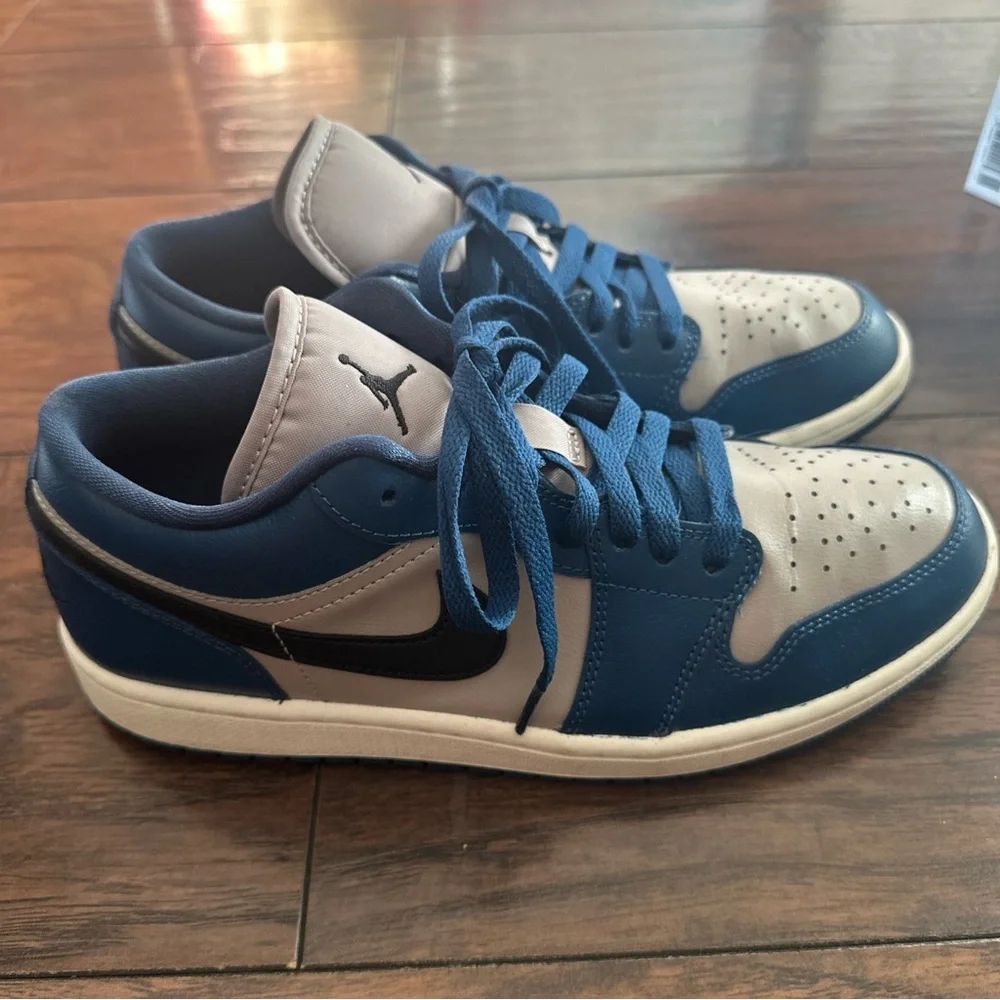 Size 9.5 - Air Jordan 1 Low French Blue - Women’s DC0774-402 w/box